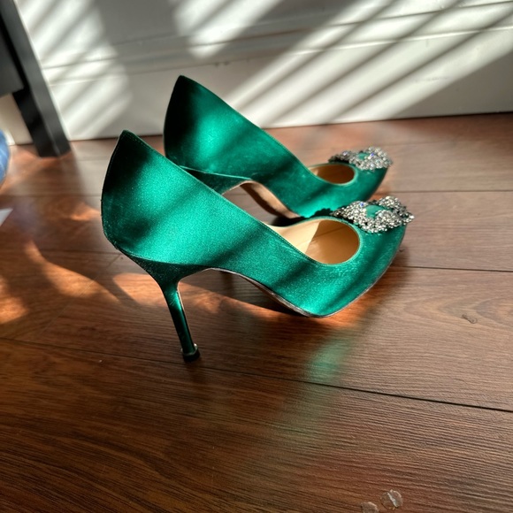 Manolo Blahnik Green Satin Hangisi Pumps. Size 7. Authentic!!! - Picture 13 of 16